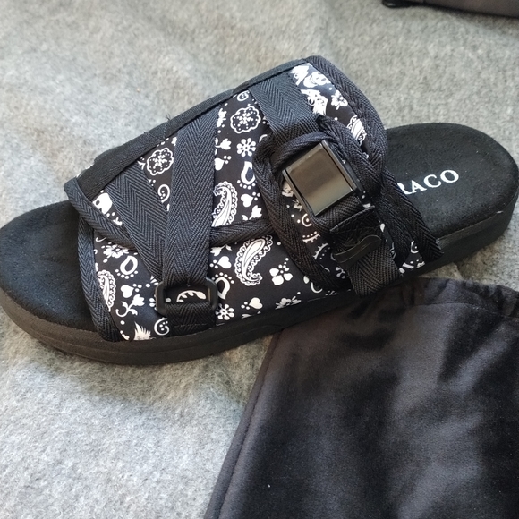 Draco slides - Picture 2 of 4